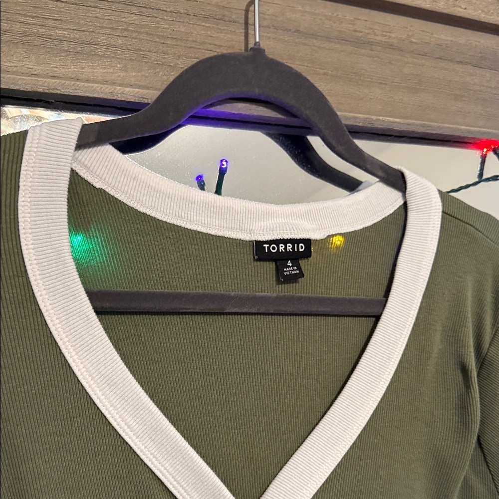 Torrid Olive and White V-Neck Buttoned Top - Picture 2 of 2